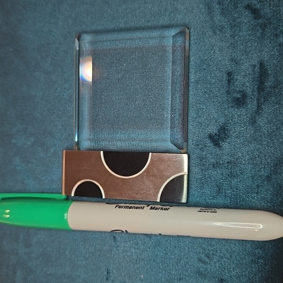 Sleek Silver and Black Money Clip Accessory Brand New - Picture 6 of 6